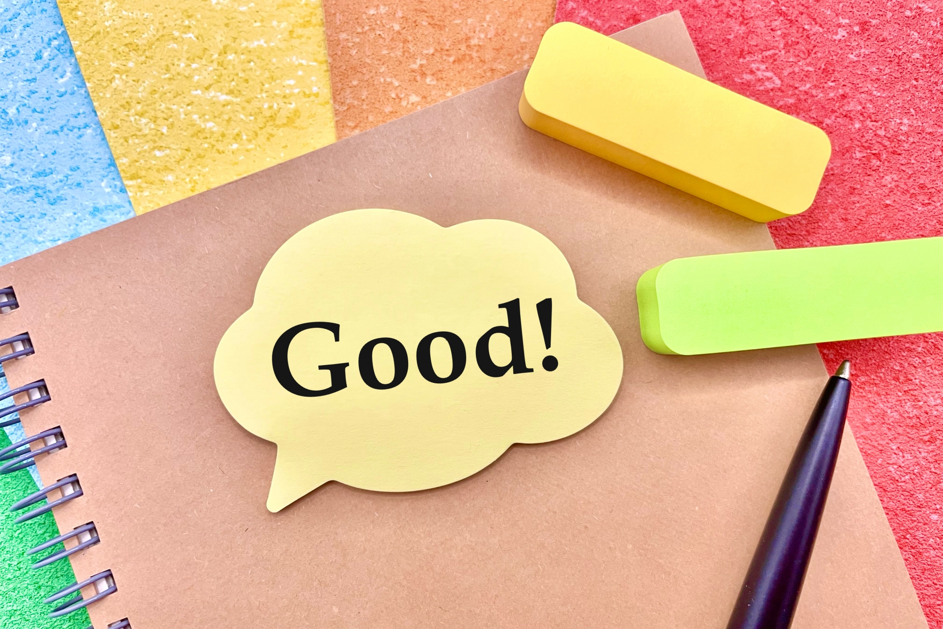 コンサルティングによってオウンドメディアの成果が改善し、高評価を得られるコンテンツが蓄積されるイメージ。