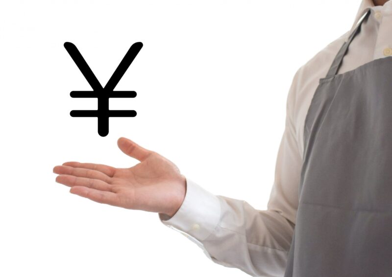 オウンドメディア 費用 予算