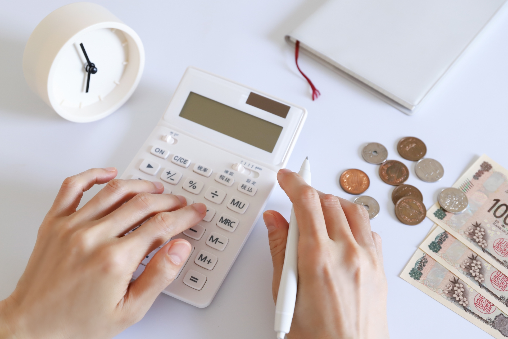 オウンドメディアコンサルの費用相場と、運用にかかるコスト・予算配分のシミュレーション。