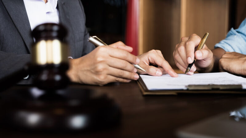 SEO対策の外注ガイド｜メリットやデメリット、料金目安をわかりやすく紹介 