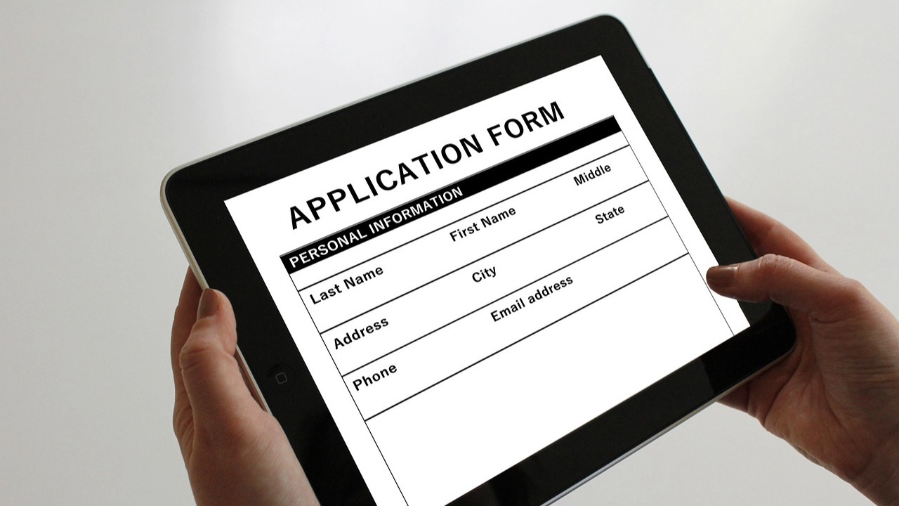 オウンドメディア運営の目的であるリード獲得(コンバージョン)のための問い合わせフォーム。Webサイトから成果を上げるための最終的なステップ。