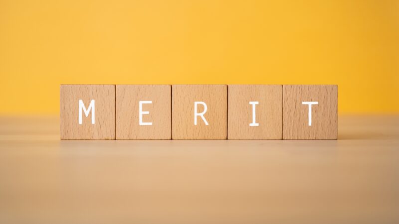 コンテンツマーケティングがもたらすメリットを象徴するイメージ。